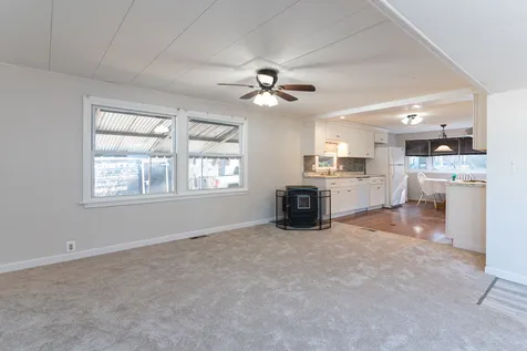 1 Kirkwood Road Hooksett NH 03106
