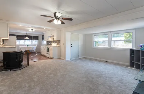 1 Kirkwood Road Hooksett NH 03106