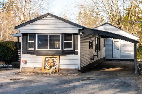 1 Kirkwood Road Hooksett NH 03106