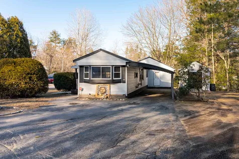 1 Kirkwood Road Hooksett NH 03106