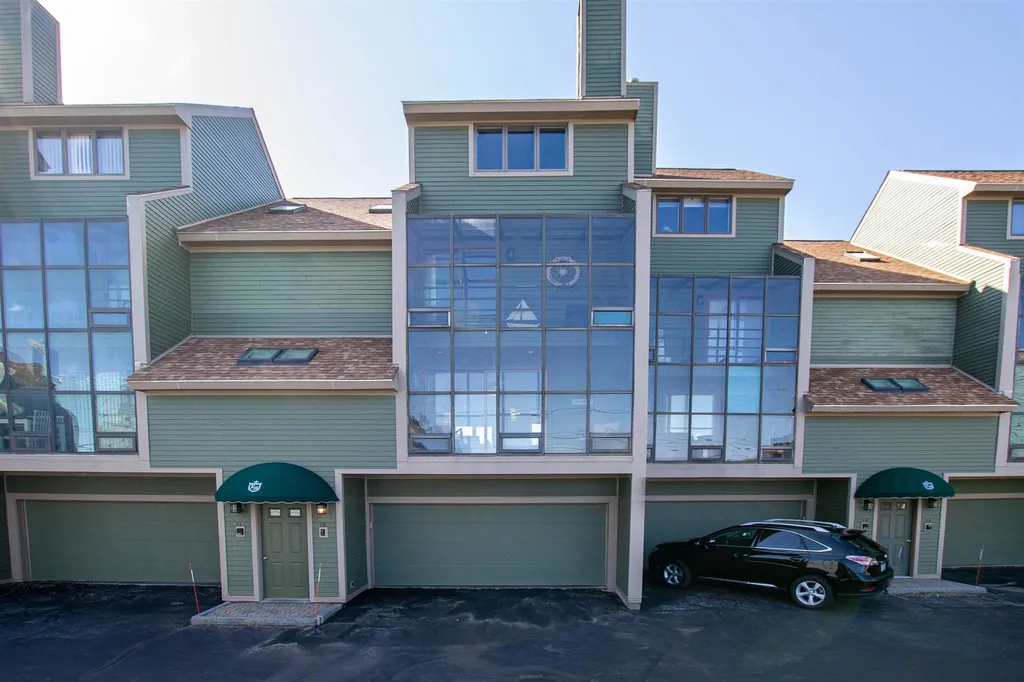 581 Ocean Boulevard Hampton NH 03842