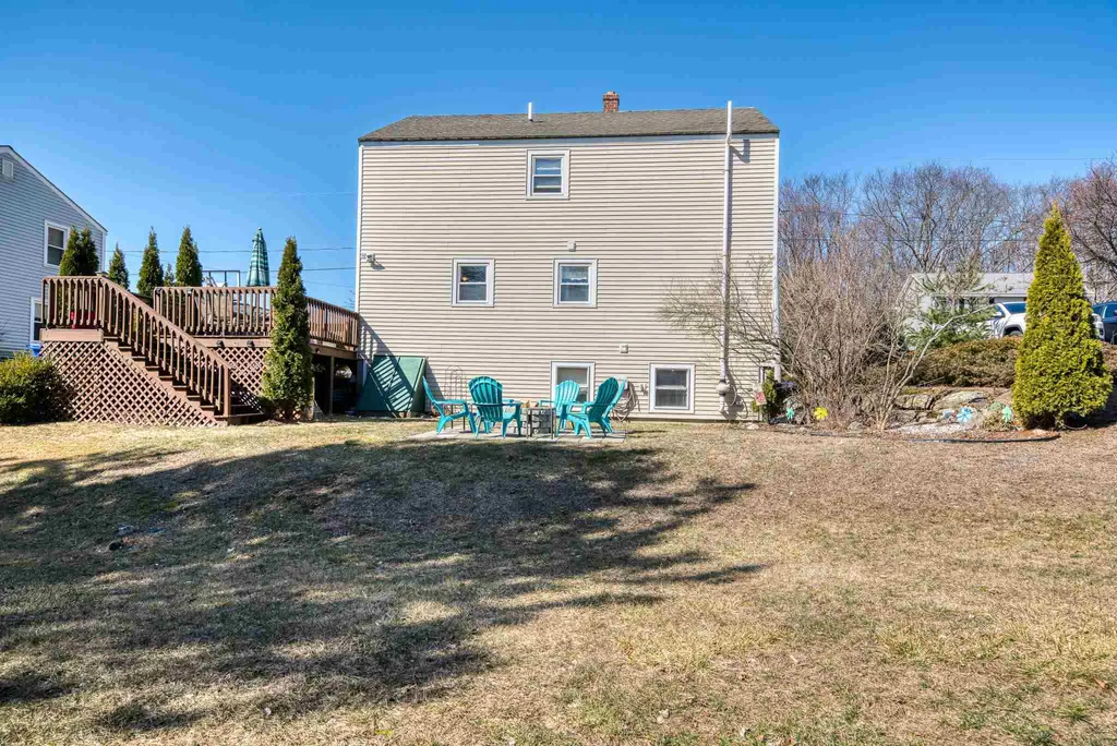 241 Pinebrook Place Manchester NH 03109