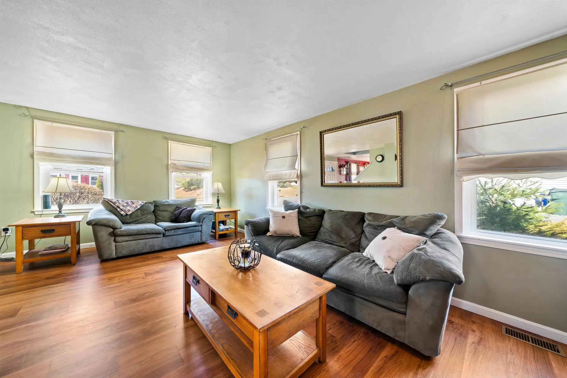 241 Pinebrook Place Manchester NH 03109