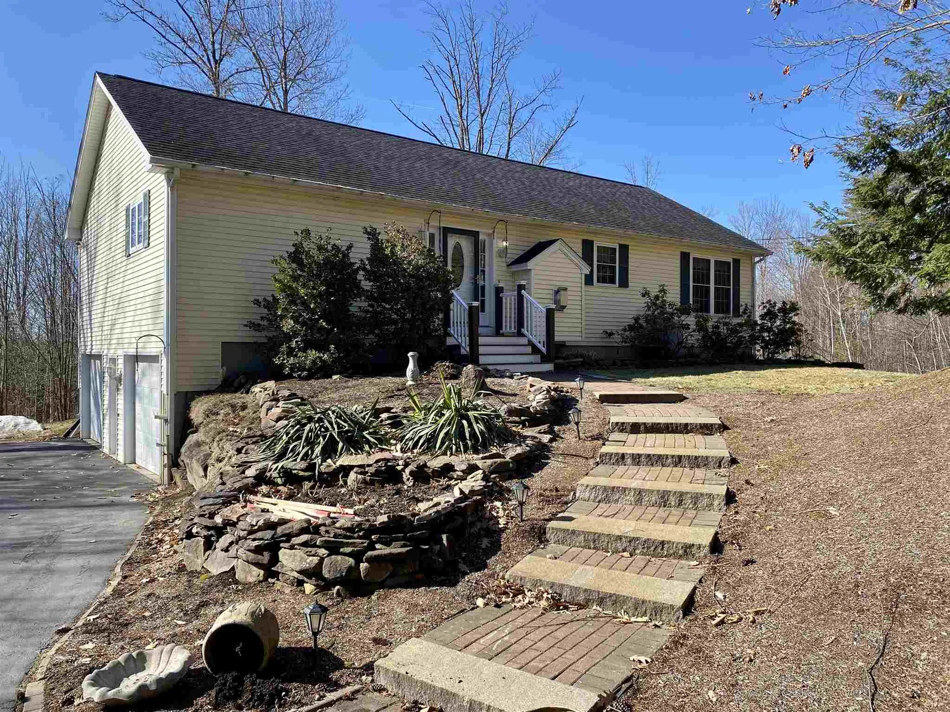 164 Colby Road Weare NH 03281-5505