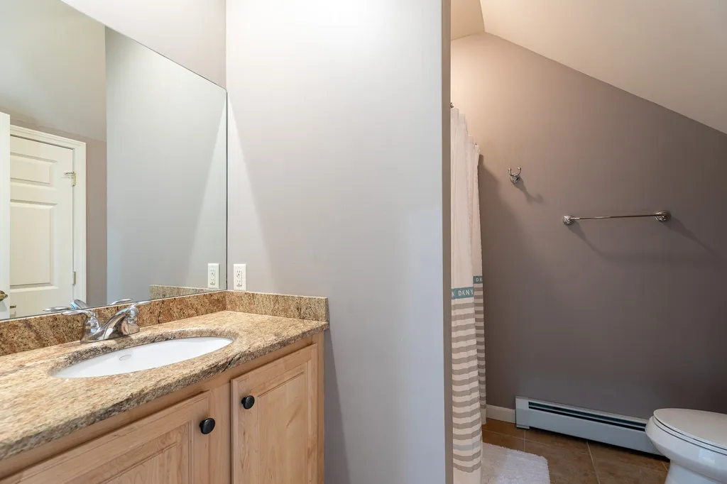 17 Shadow Brook Drive Hanover NH 03755