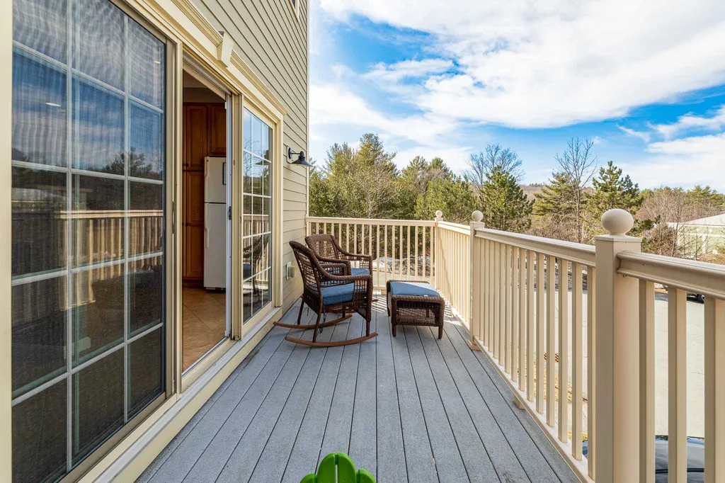 17 Shadow Brook Drive Hanover NH 03755