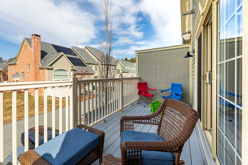 17 Shadow Brook Drive Hanover NH 03755