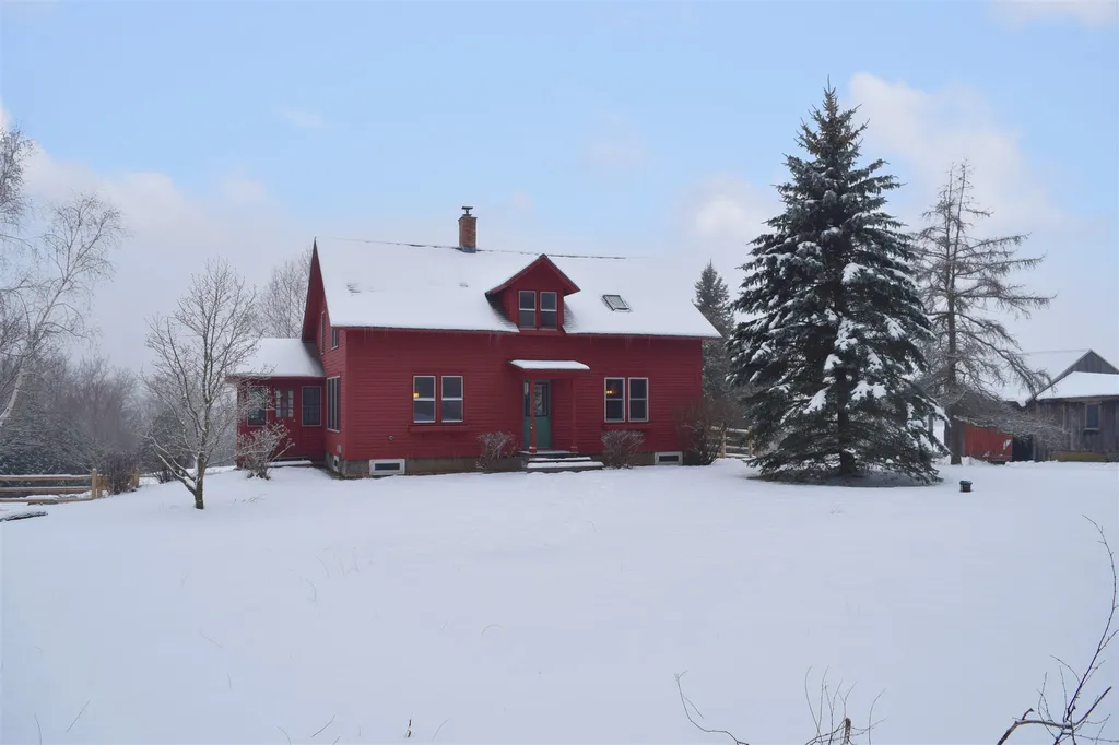 3300 Baldwin Road Hinesburg VT 05461