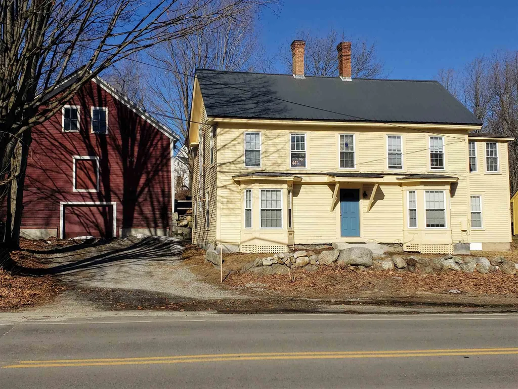 7 Weare Road Henniker NH 03242