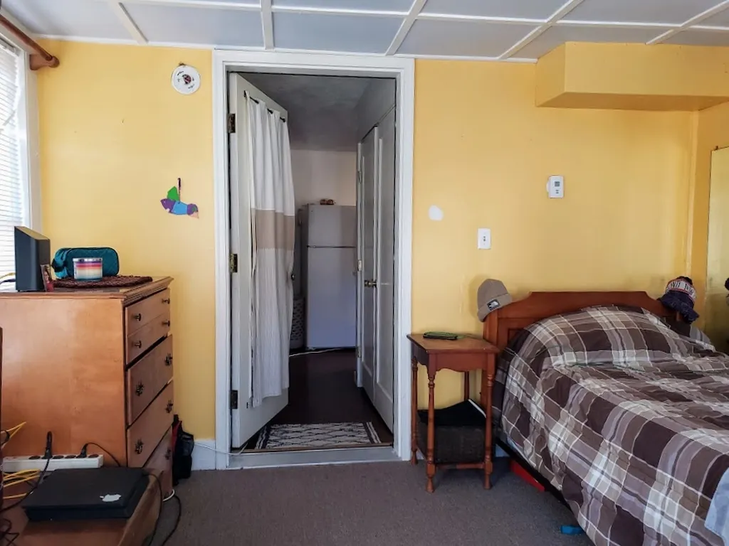 7 Weare Road Henniker NH 03242