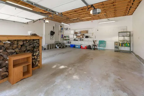 29 Chase Brook Circle Litchfield NH 03052