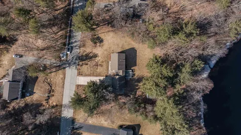 29 Chase Brook Circle Litchfield NH 03052