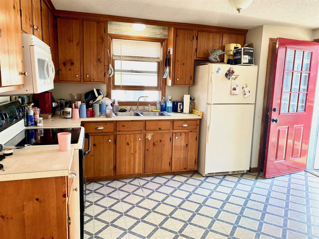 6 Bradley Court Rochester NH 03867