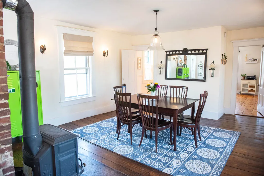 82 Green Street Northwood NH 03261