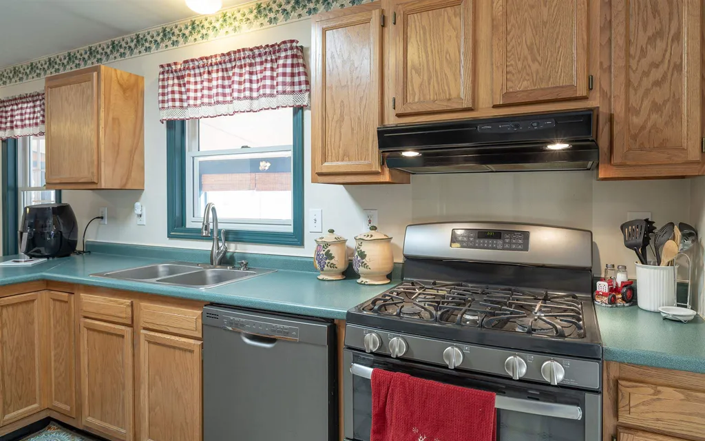 253 Sam Putnam Road Charlestown NH 03603