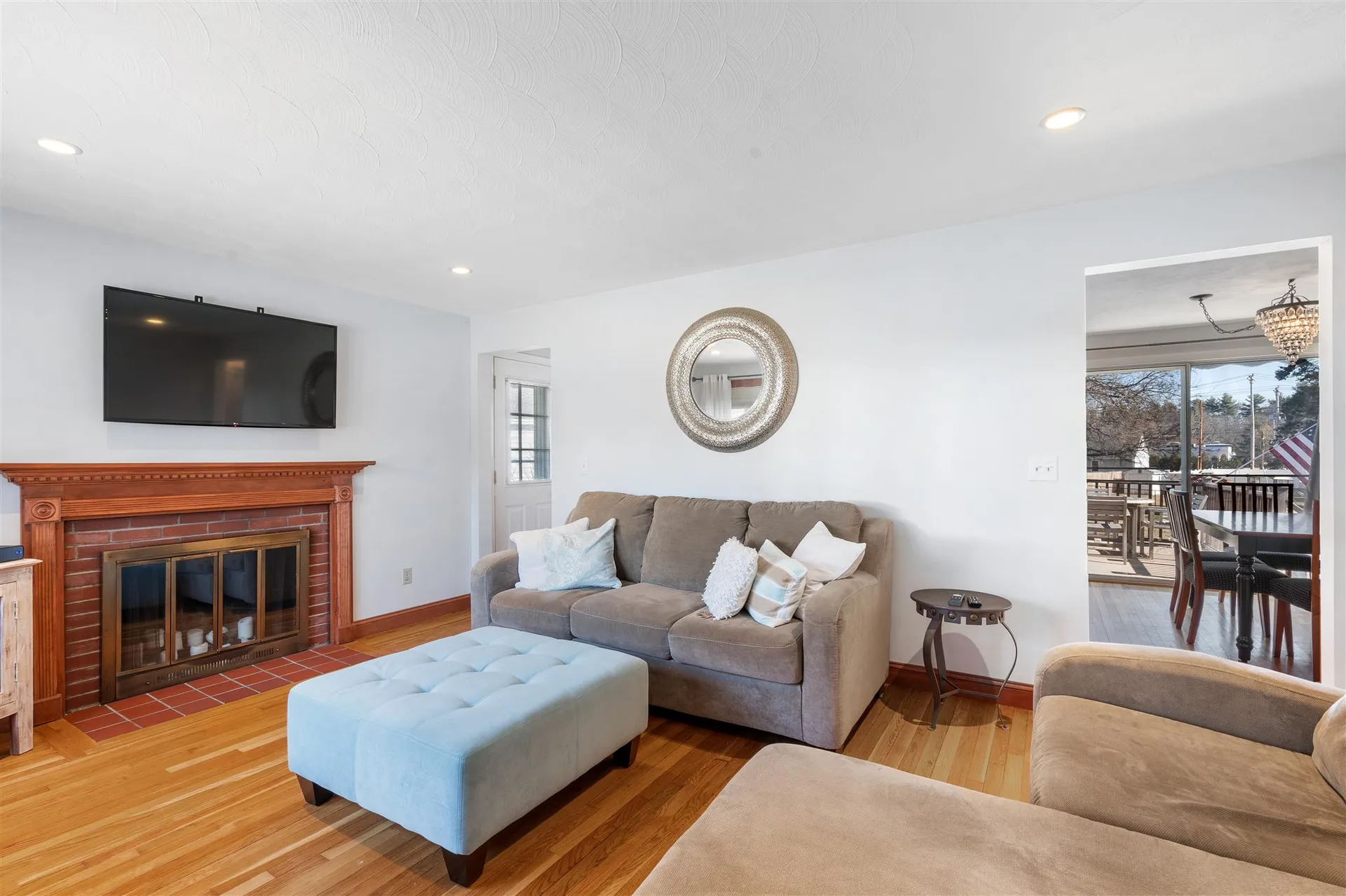 17 Bagnell Avenue Salem NH 03079
