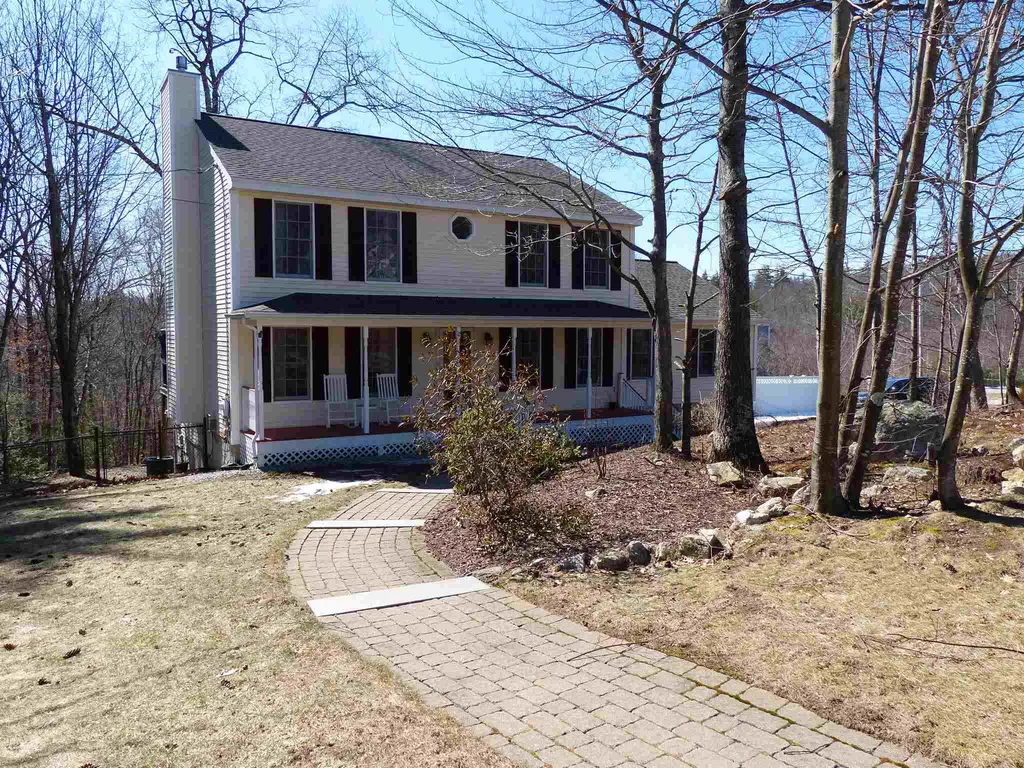 12 Morningside Drive Hooksett NH 03106