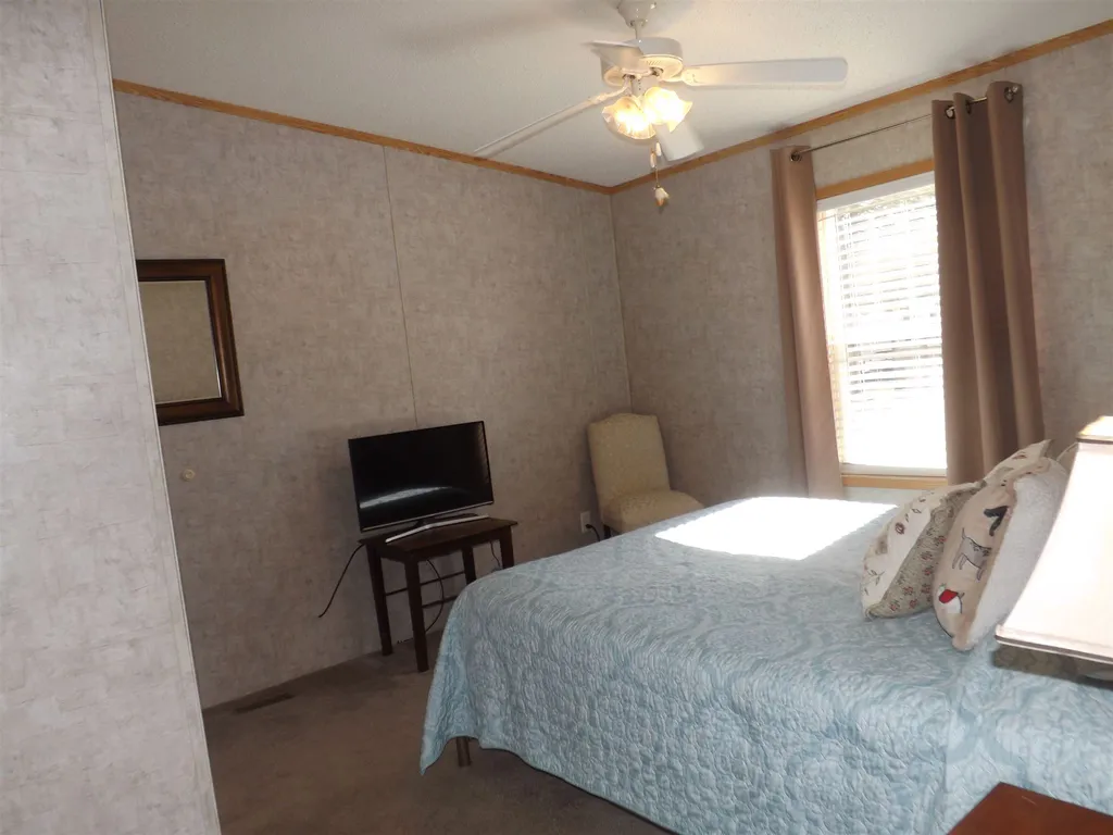 28 Virginia Lane Seabrook NH 03874