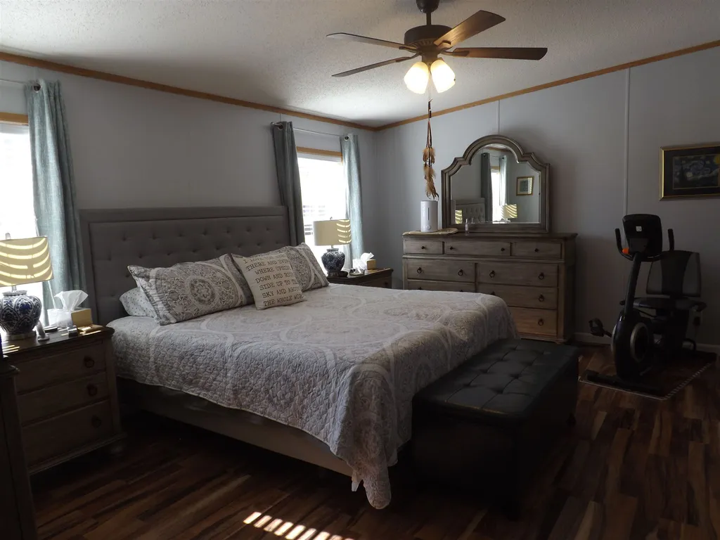 28 Virginia Lane Seabrook NH 03874
