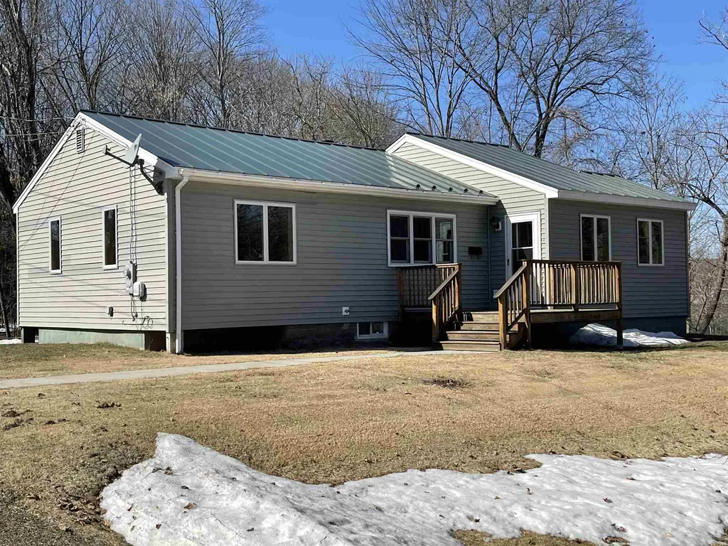 10 Waterman Avenue Lebanon NH 03784