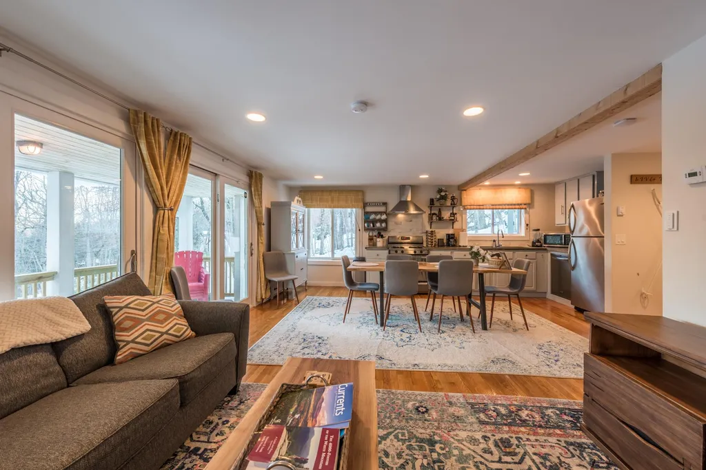 15 Hilltop Drive Newbury NH 03255