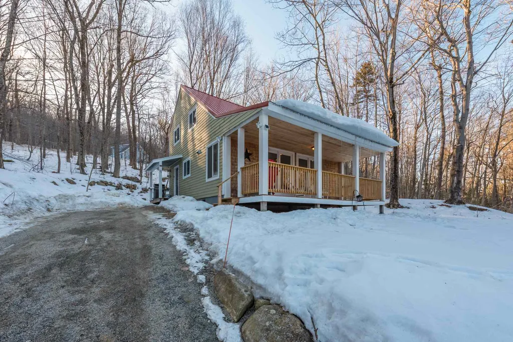 15 Hilltop Drive Newbury NH 03255