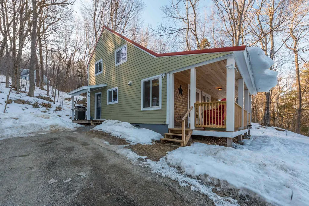 15 Hilltop Drive Newbury NH 03255