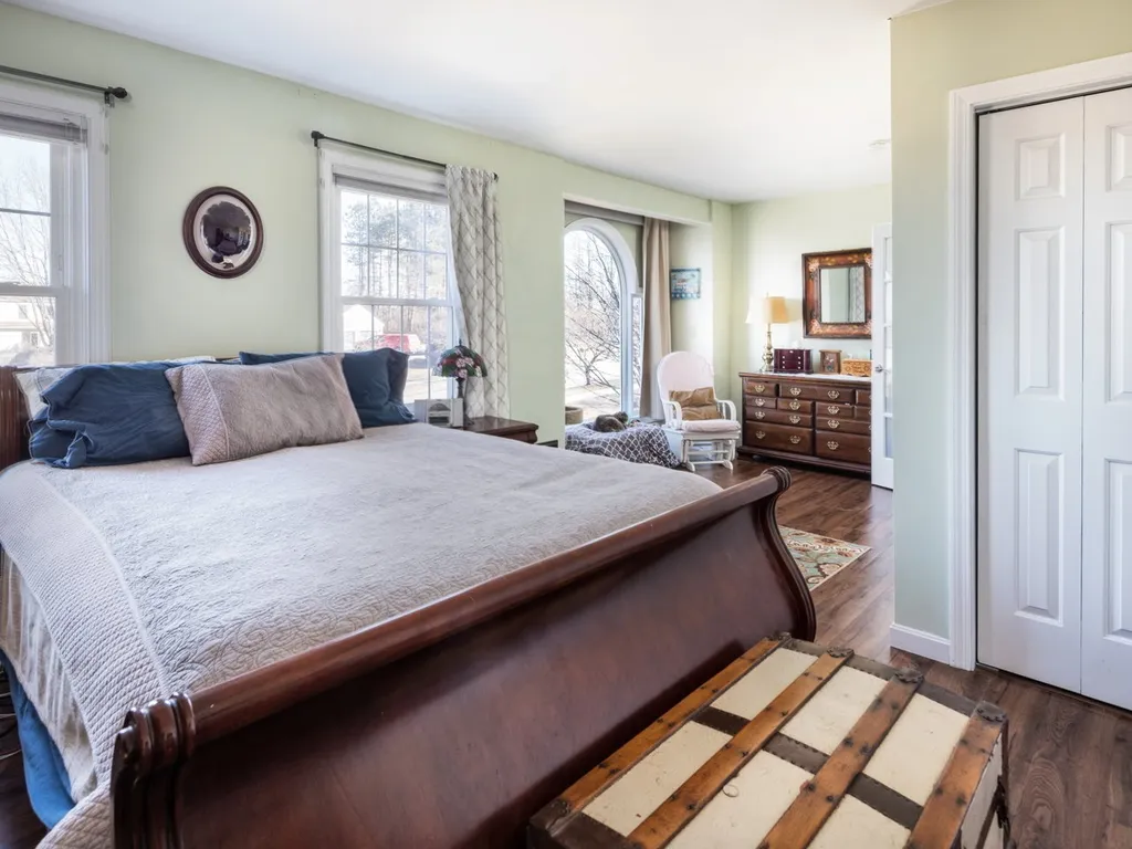 81 Brook Drive Burlington VT 05408