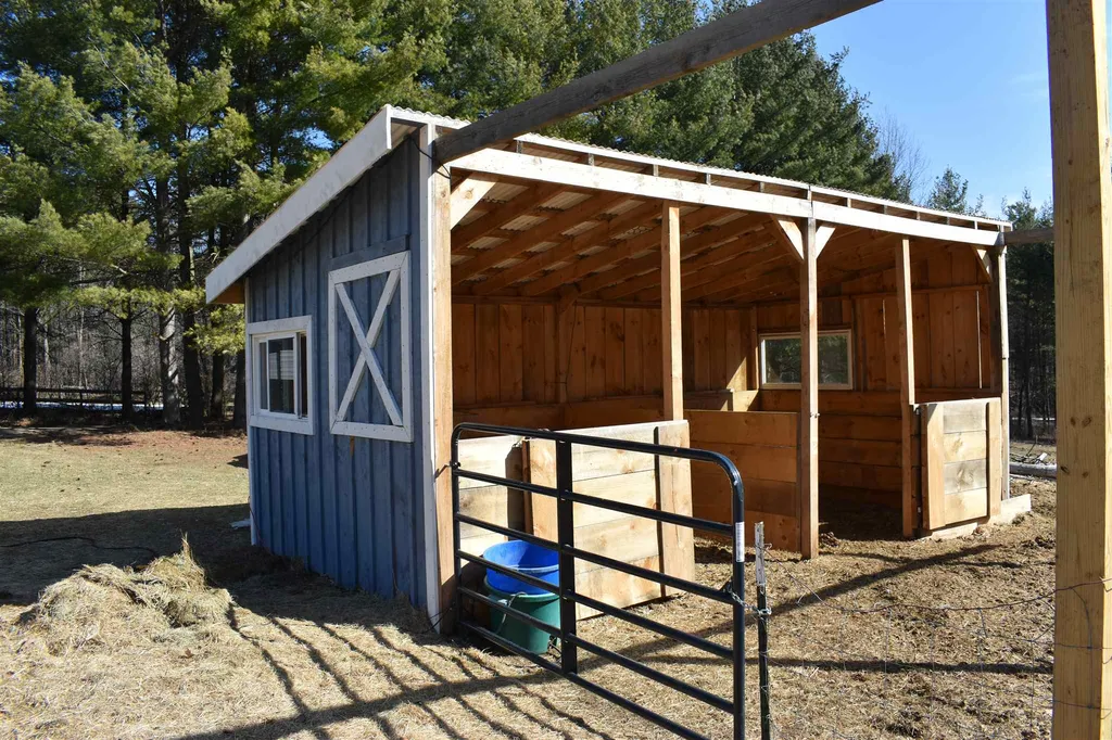 563 Wild Apple Road New Haven VT 05472