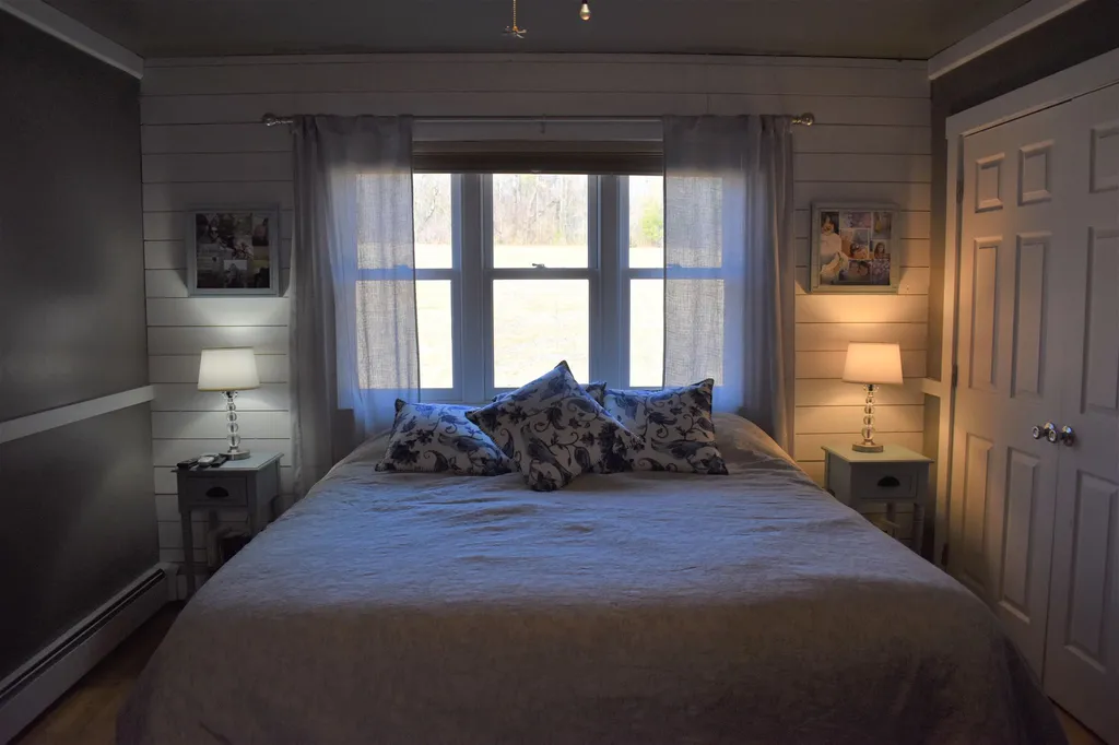 563 Wild Apple Road New Haven VT 05472