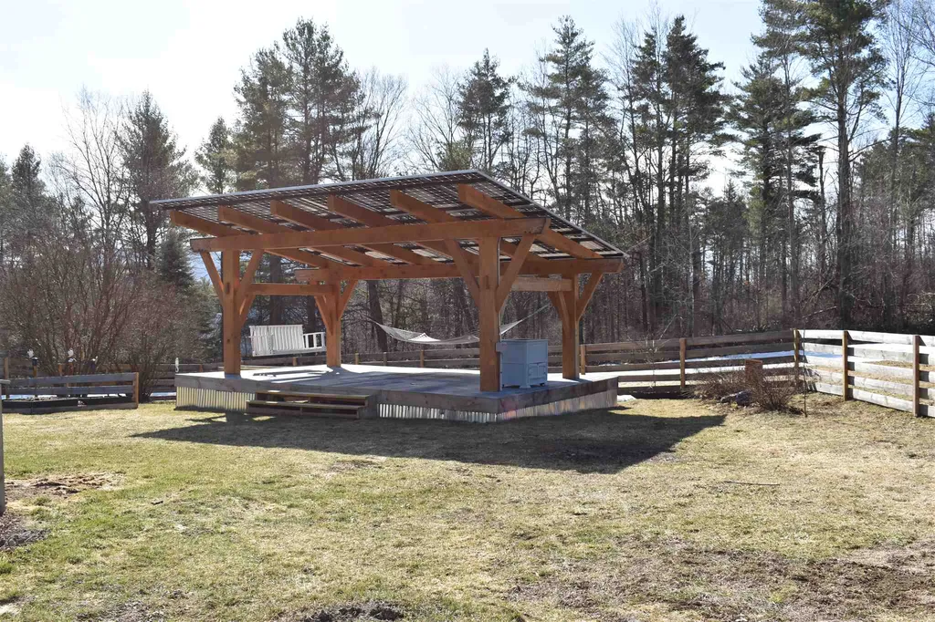 563 Wild Apple Road New Haven VT 05472