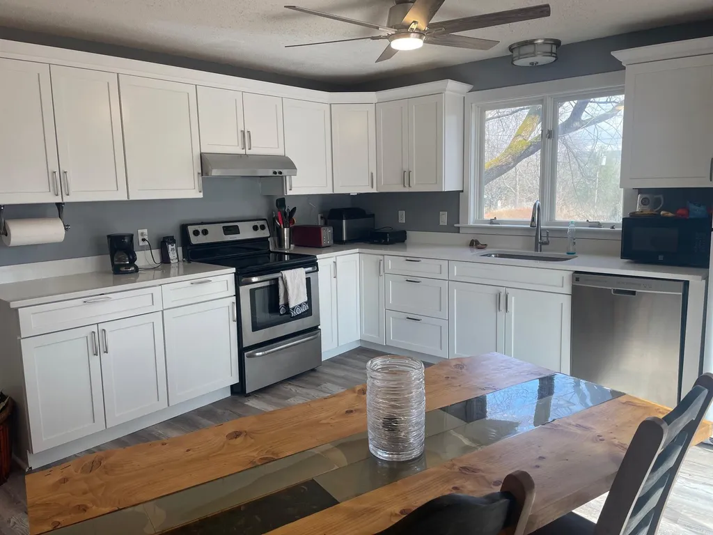 28 Hough Street Lebanon NH 03766