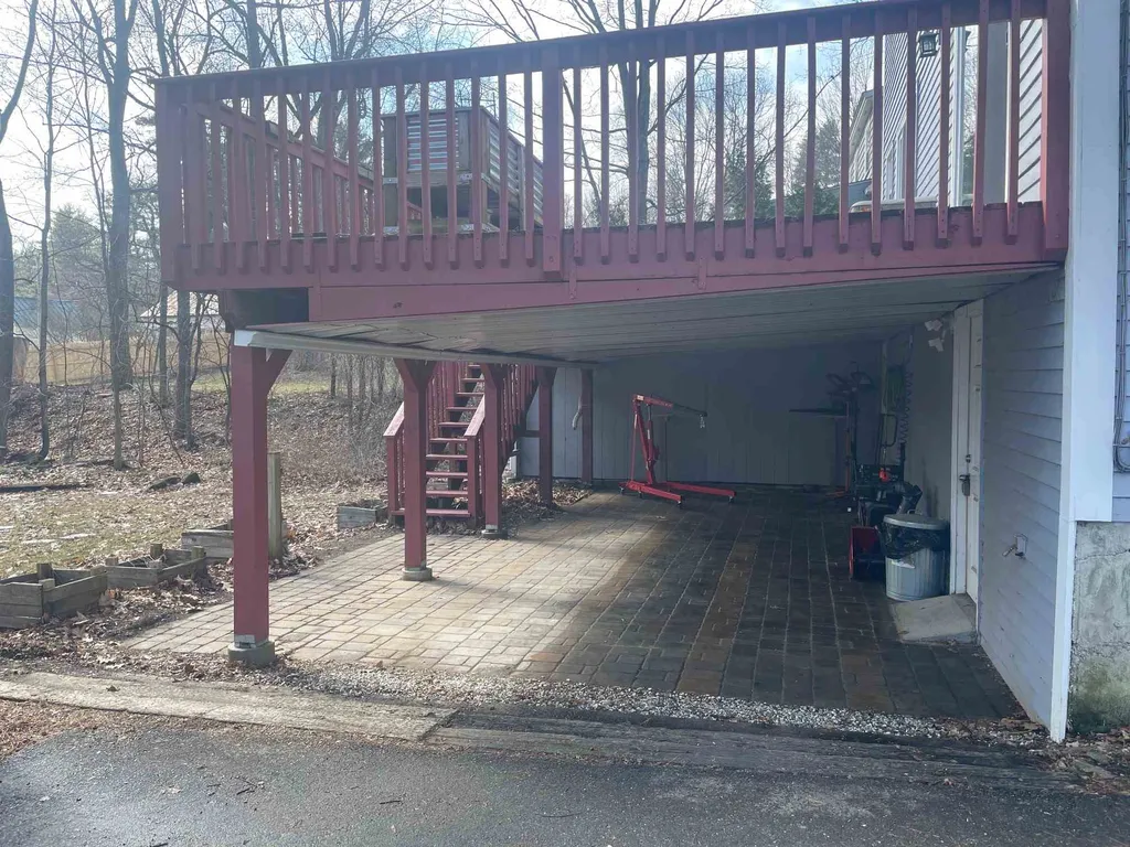 28 Hough Street Lebanon NH 03766