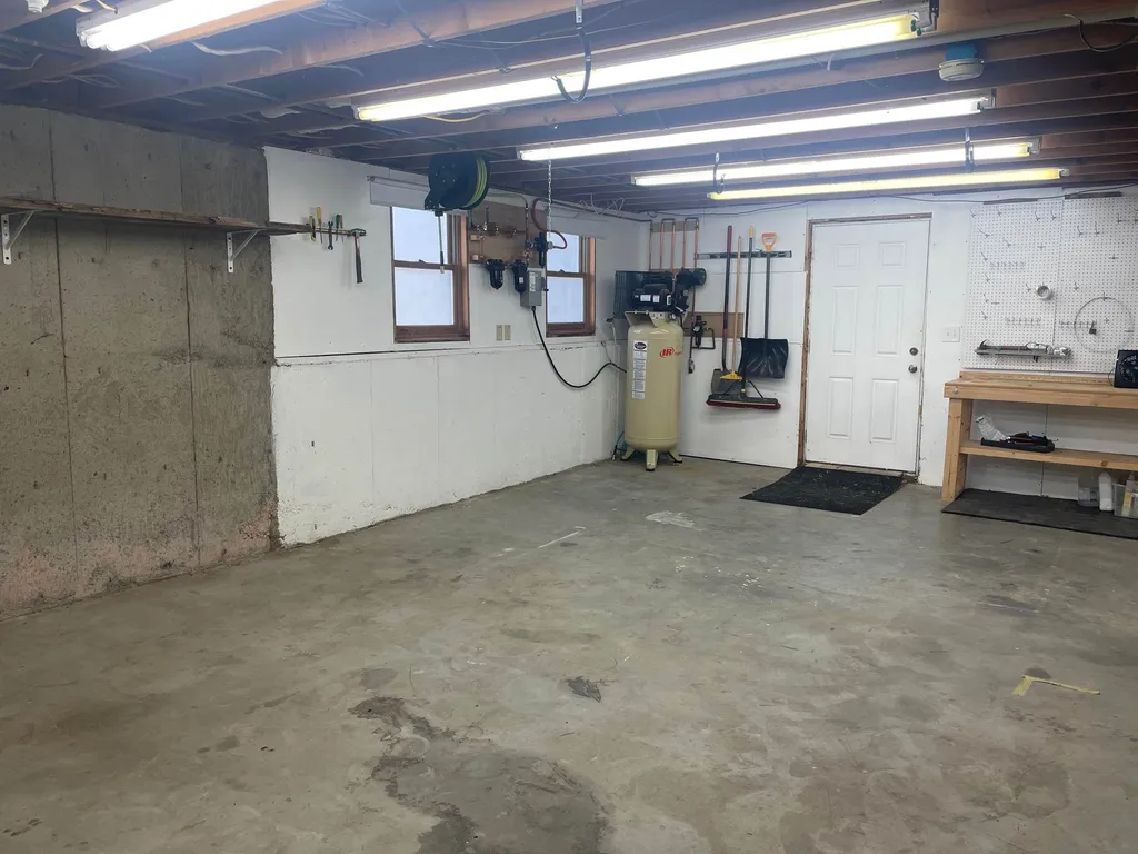 28 Hough Street Lebanon NH 03766