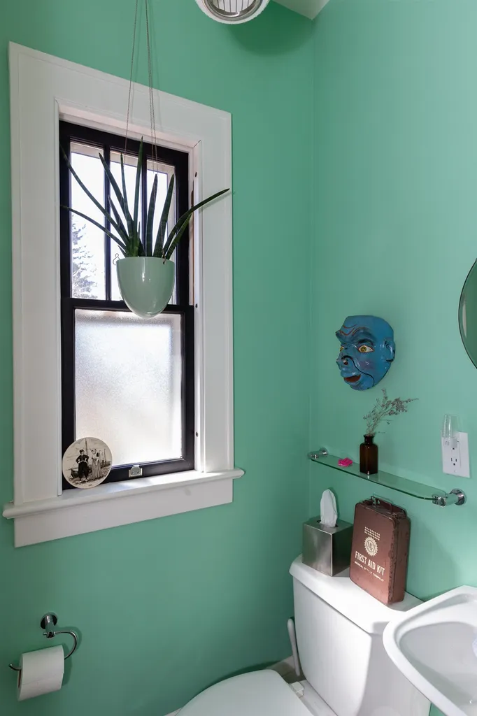 137 Ledge Road Burlington VT 05401