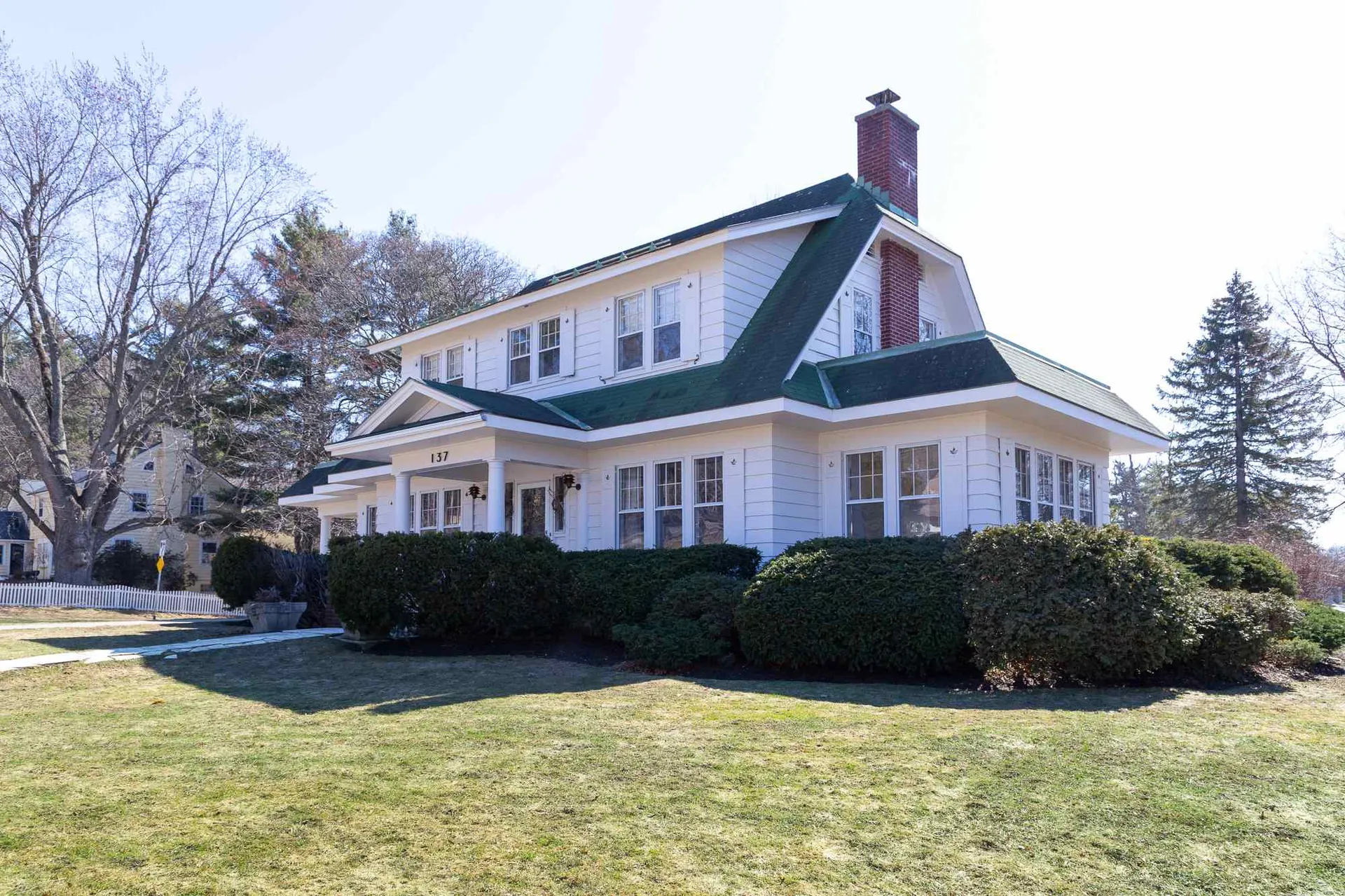 137 Ledge Road Burlington VT 05401