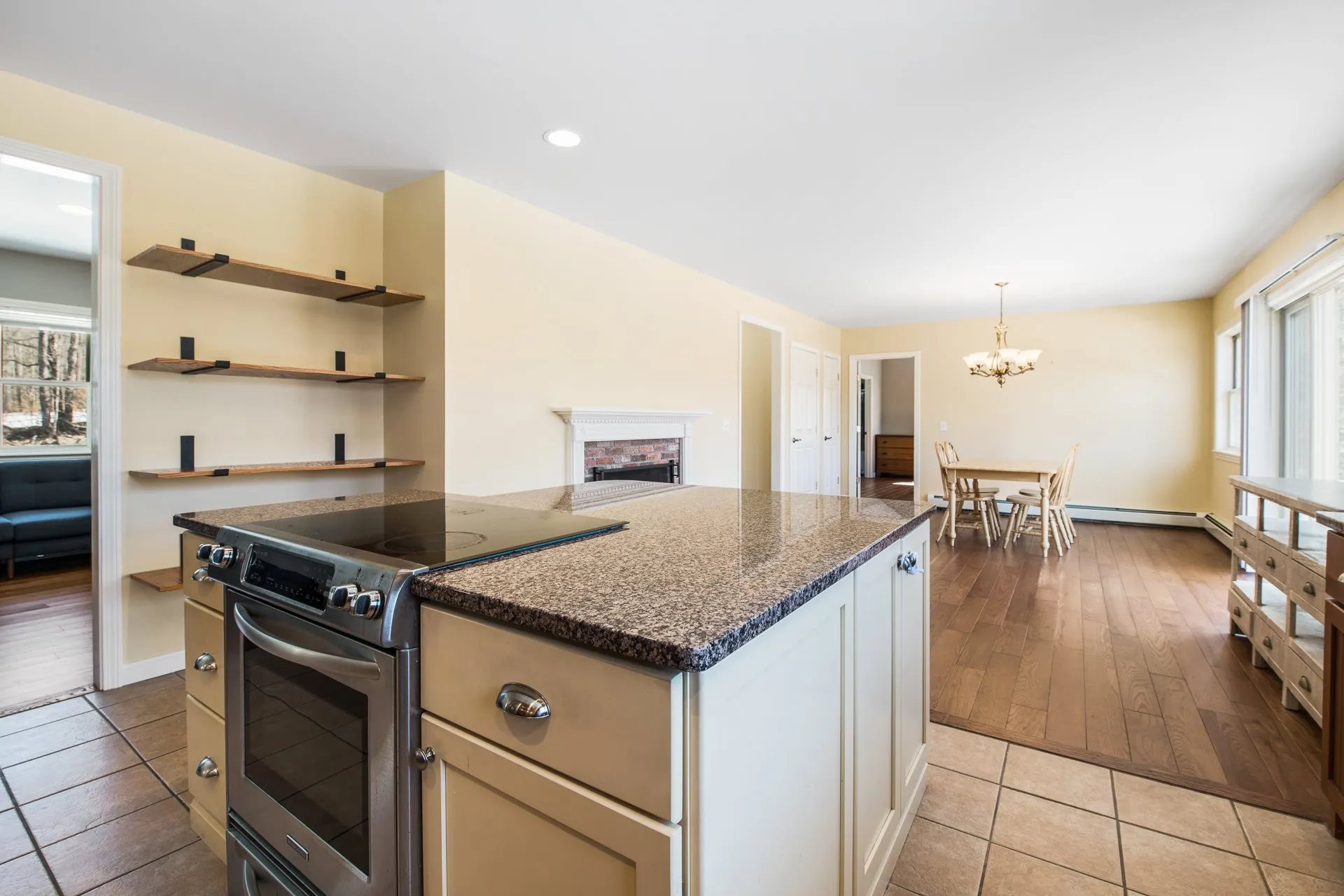 182 Old Winslow Road Wilmot NH 03287