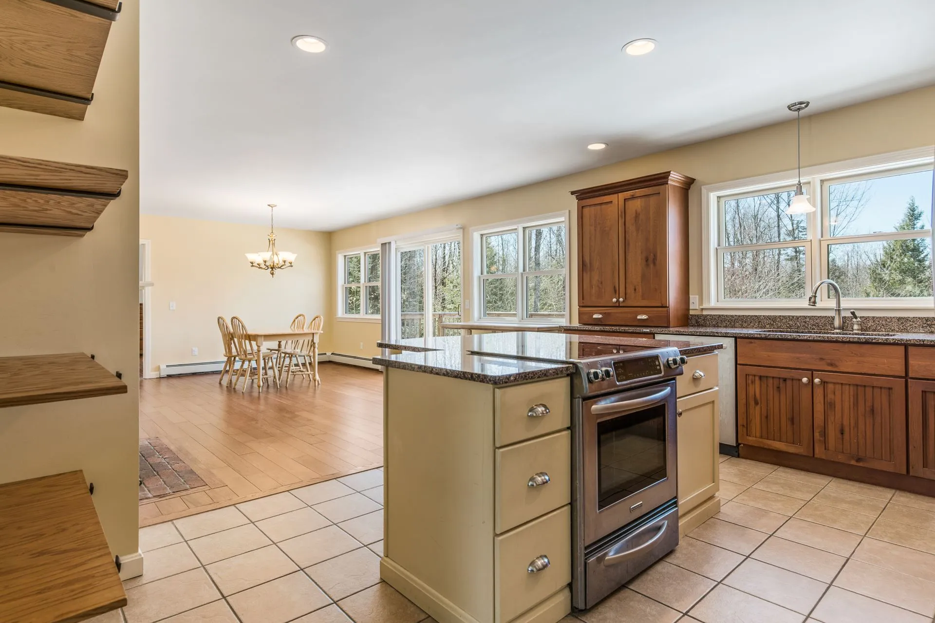 182 Old Winslow Road Wilmot NH 03287