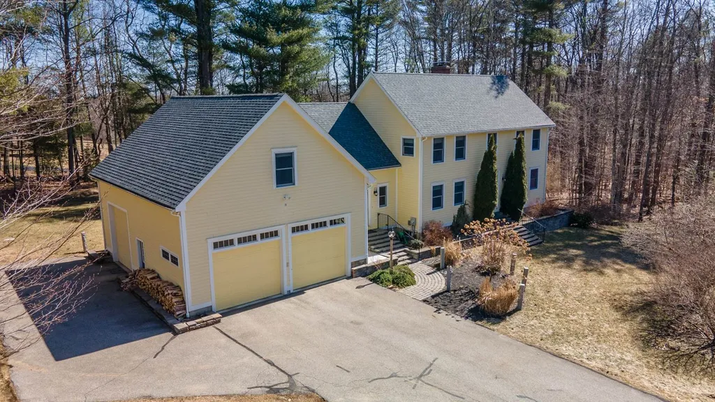 26 Sierra Ridge Road Eliot ME 03903