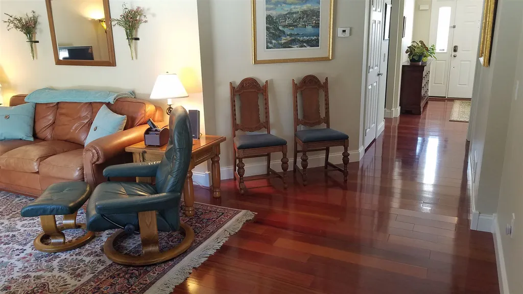 104 Champagne Circle Campton NH 03223