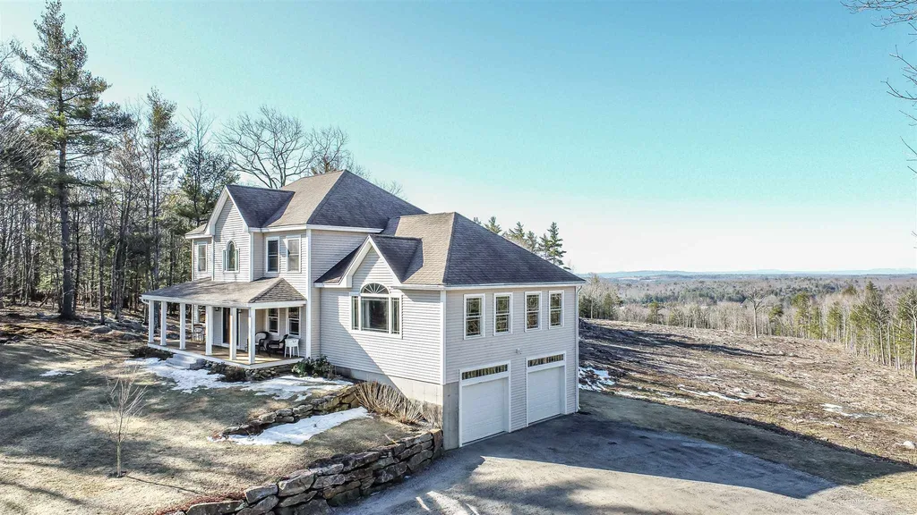 4 Carpenter Road Barnstead NH 03218