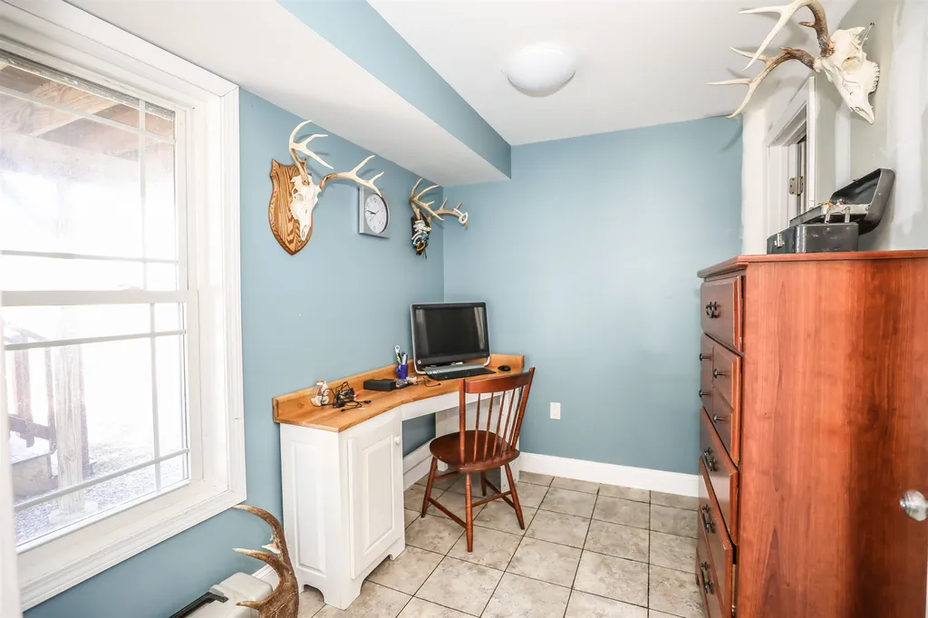 4 Carpenter Road Barnstead NH 03218