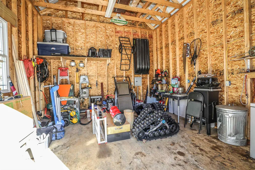 4 Carpenter Road Barnstead NH 03218