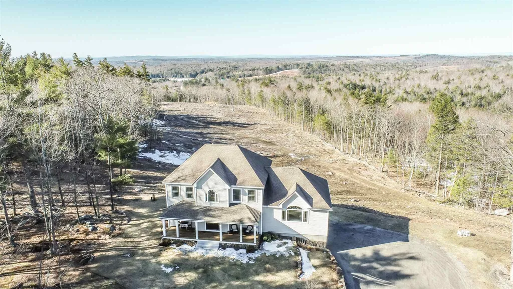 4 Carpenter Road Barnstead NH 03218