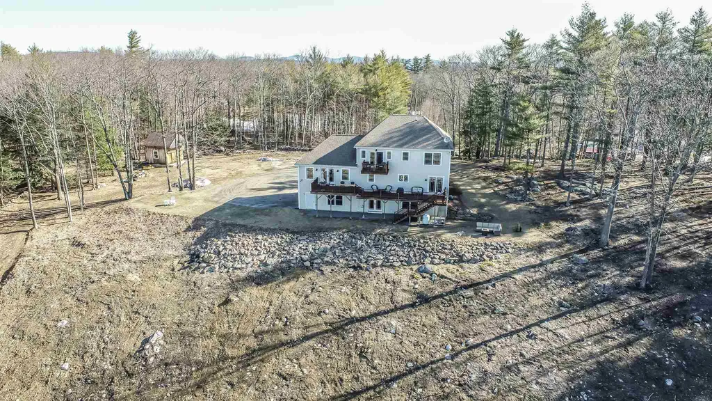 4 Carpenter Road Barnstead NH 03218