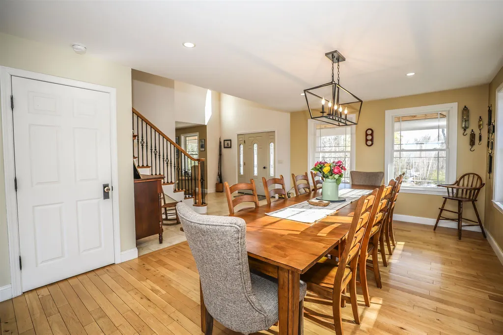 4 Carpenter Road Barnstead NH 03218