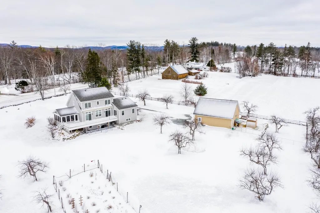118 Sawyer Hill Road Canaan NH 03741