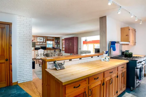 999 Moulton Lane Stowe VT 05672