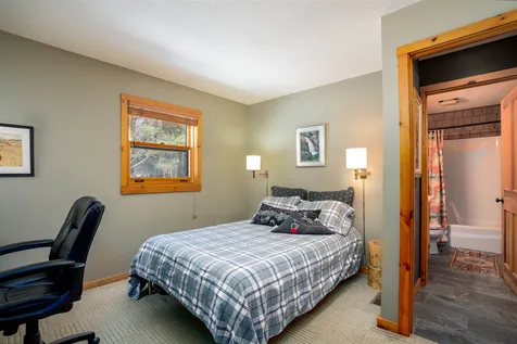 999 Moulton Lane Stowe VT 05672