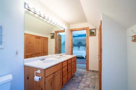 999 Moulton Lane Stowe VT 05672